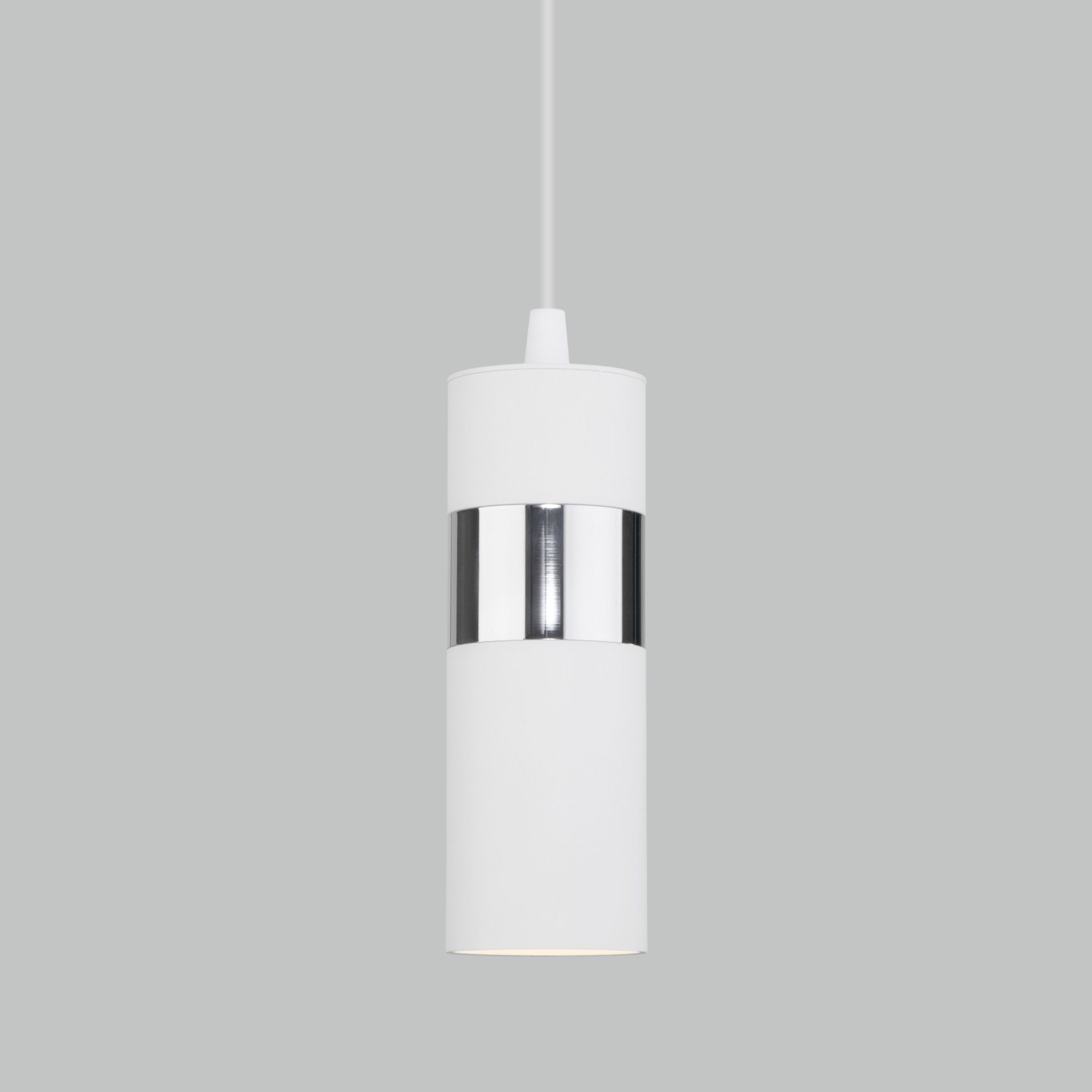 Подвесной светильник в стиле лофт Eurosvet Viero 50096/1 белый/хром. Фото 1