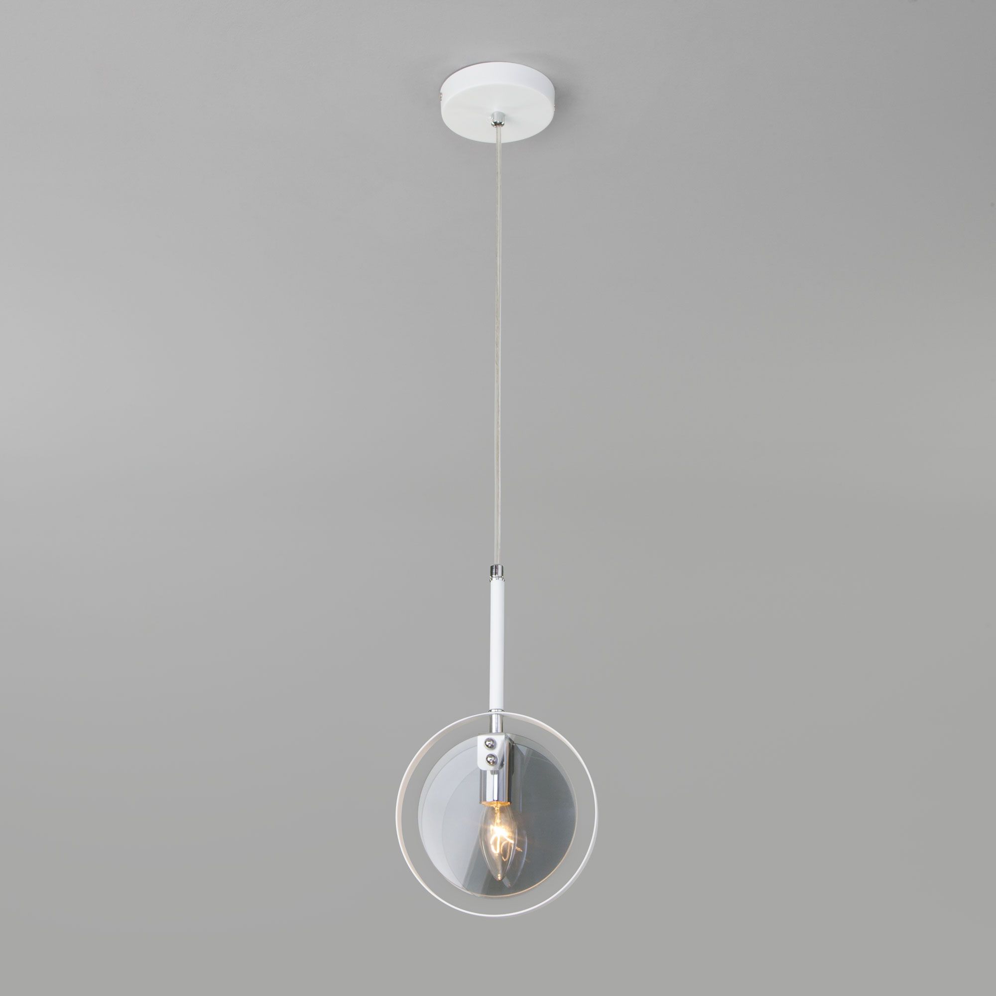 Подвесной светильник в стиле лофт Eurosvet Gallo 50121/1 белый. Фото 1