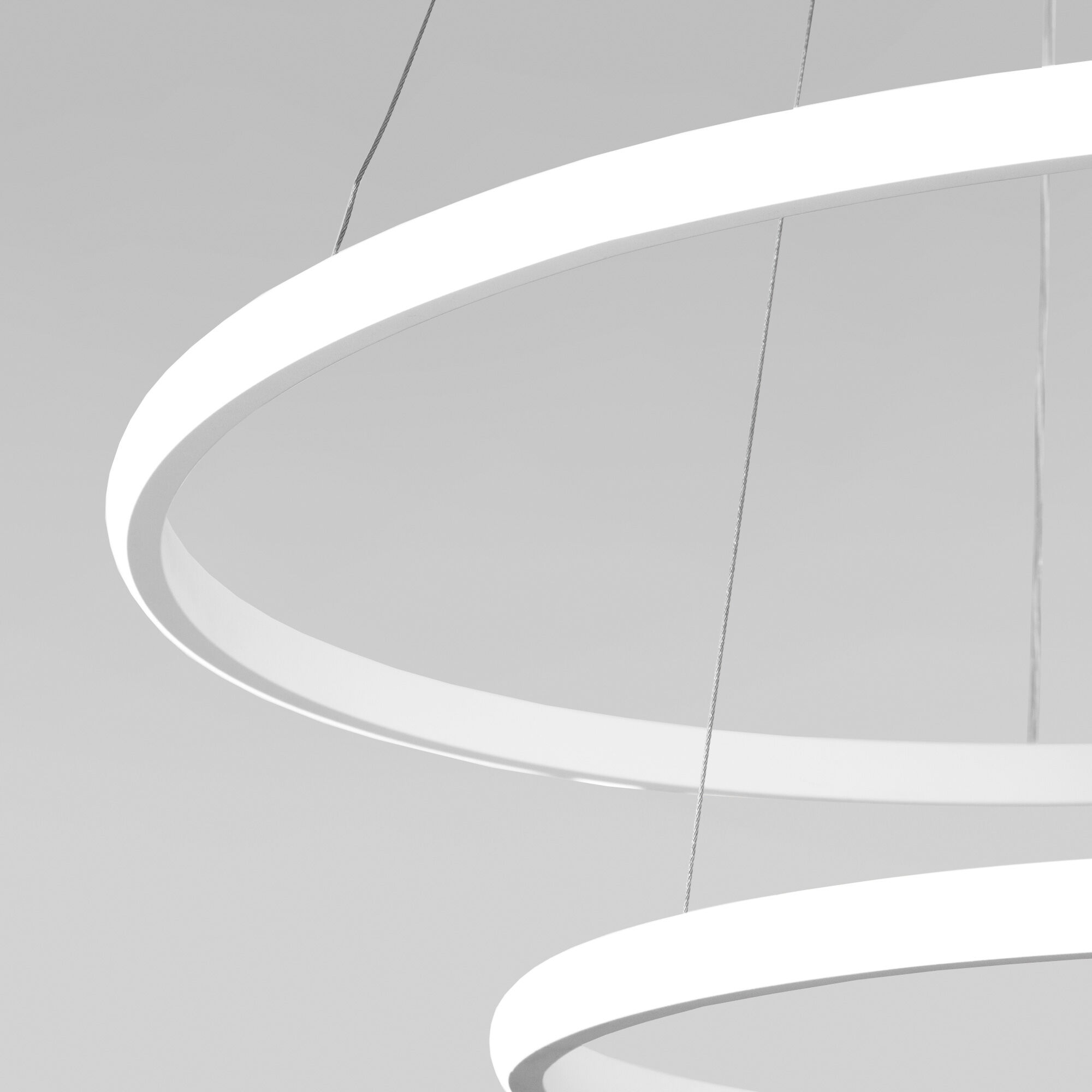 Подвесной светодиодный светильник с регулировкой цветовой температуры и яркости Eurosvet Collars 90264/2 белый. Фото 5
