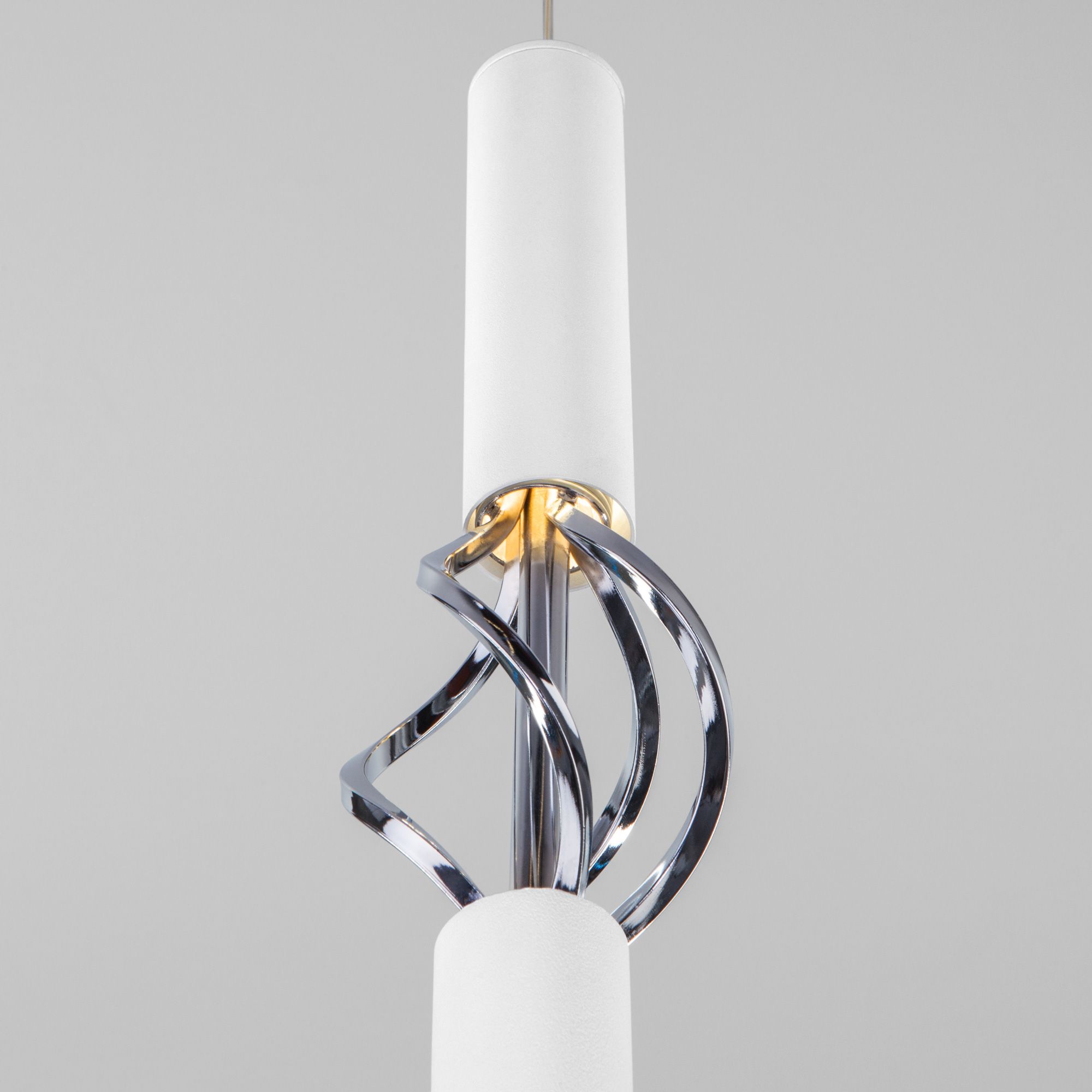 Подвесной светодиодный светильник в стиле лофт Eurosvet Lance 50191/1 LED белый / хром. Фото 3