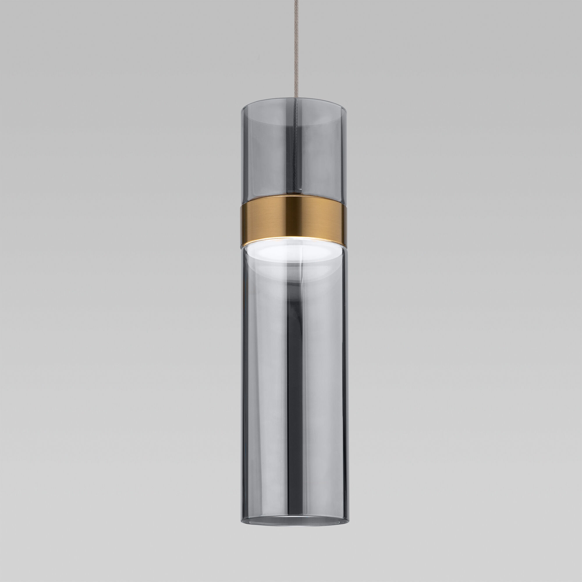 Подвесной светодиодный светильник в стиле лофт Eurosvet Lumen 50244/1 LED латунь/дымчатый. Фото 2