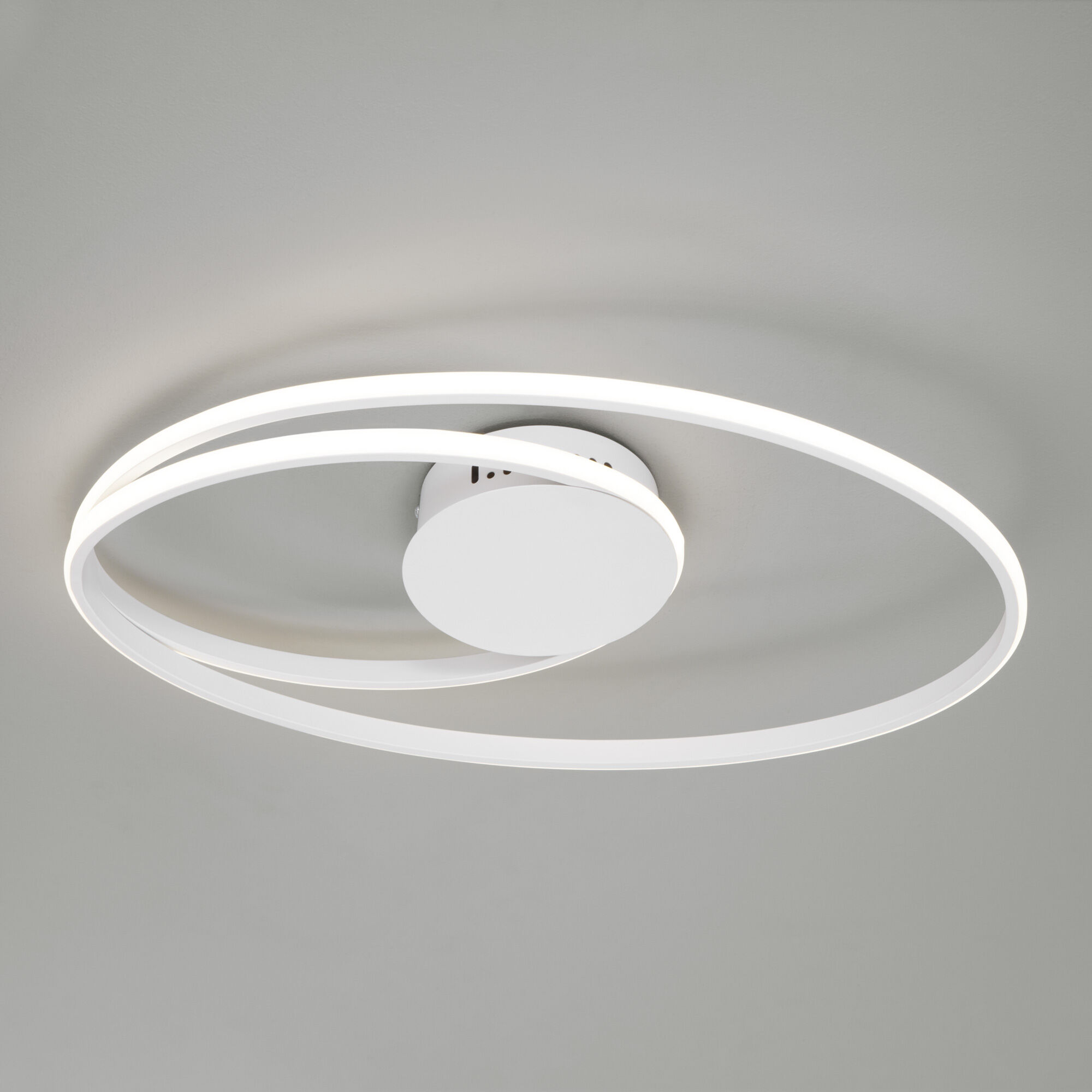 Потолочный светодиодный светильник в стиле минимализм Eurosvet Caroline 90250/1. Фото 1