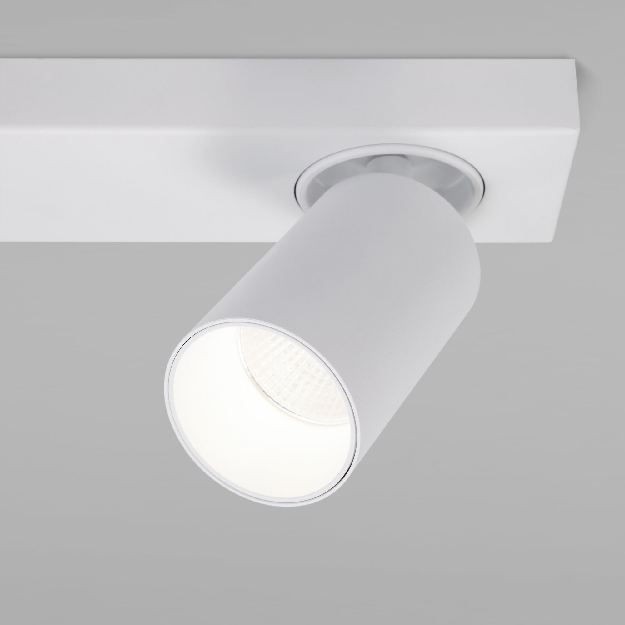 Светодиодный светильник в стиле минимализм Eurosvet Flank 20139/1 LED белый. Фото 3